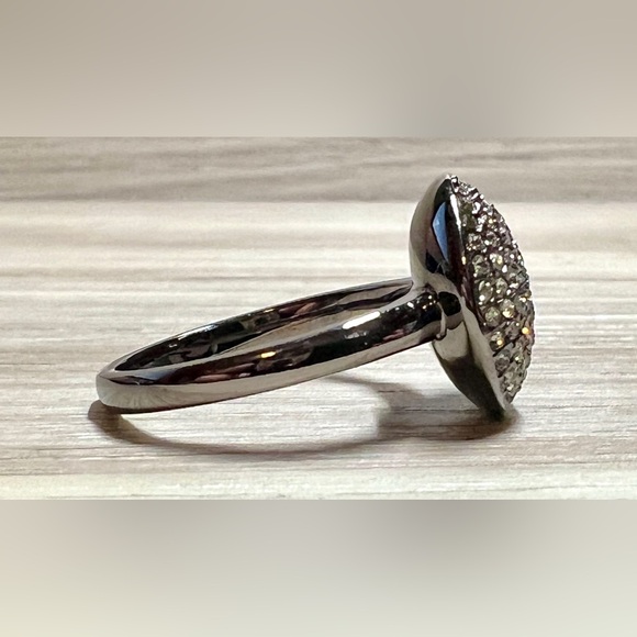 New Designer Signed Nadri Gunmetal Pave Crystal Circle Cluster Ring, Size 7 - Picture 5 of 10